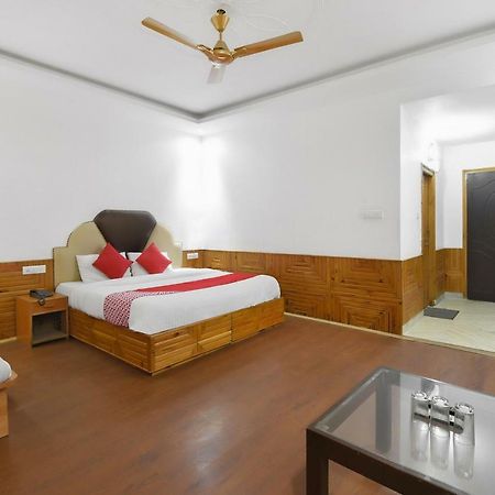 Oyo 23533 Mount View Hotel Kulu Екстериор снимка