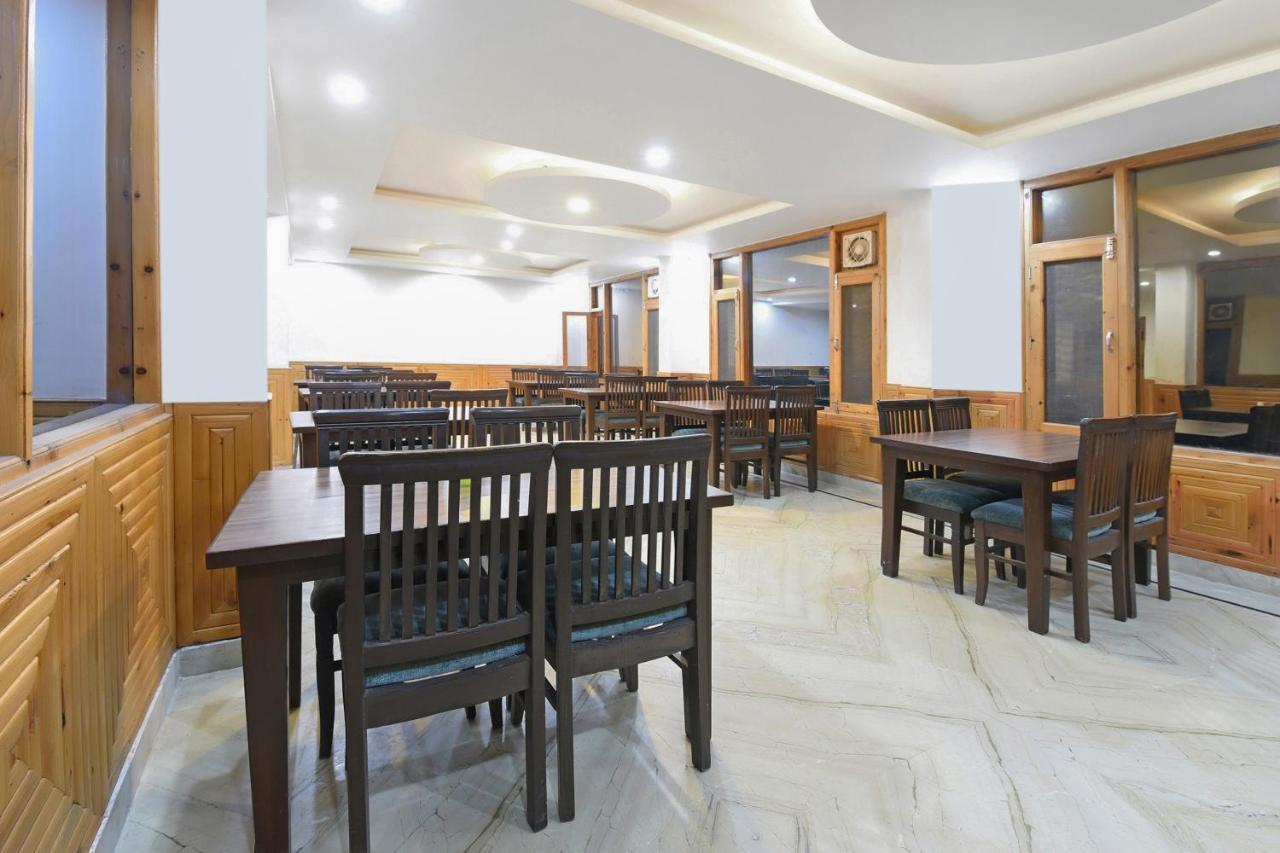Oyo 23533 Mount View Hotel Kulu Екстериор снимка