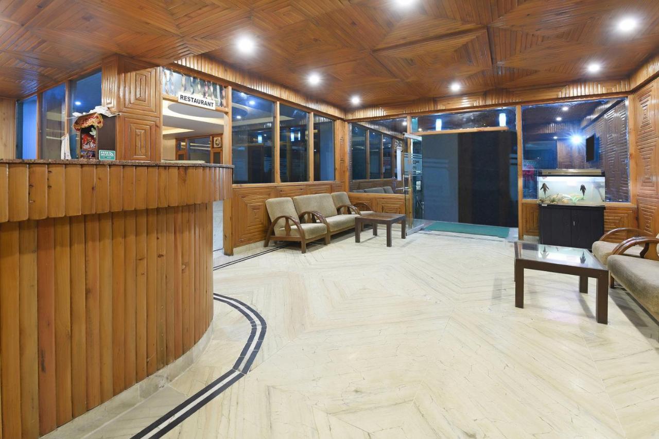 Oyo 23533 Mount View Hotel Kulu Екстериор снимка