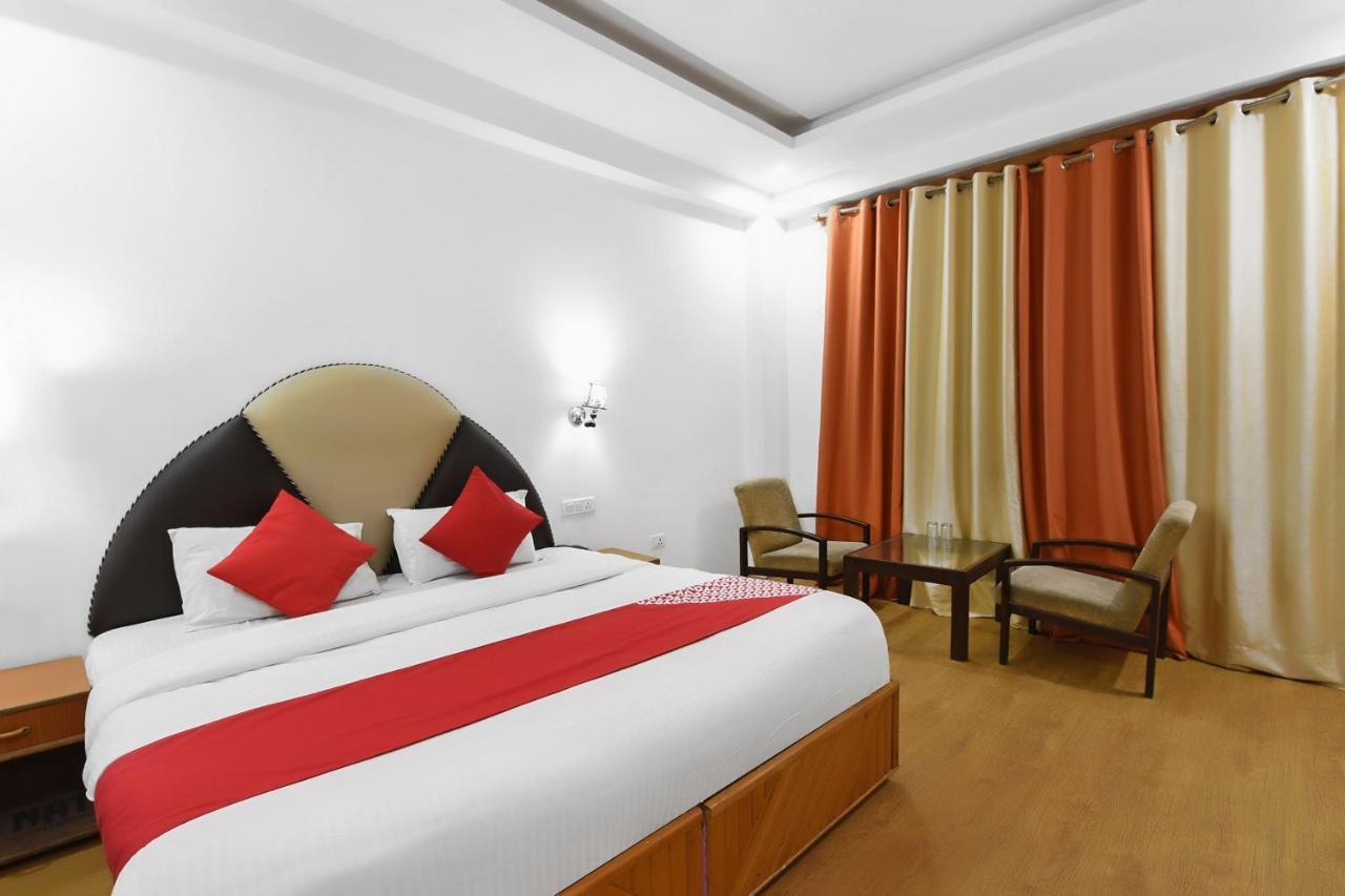 Oyo 23533 Mount View Hotel Kulu Екстериор снимка