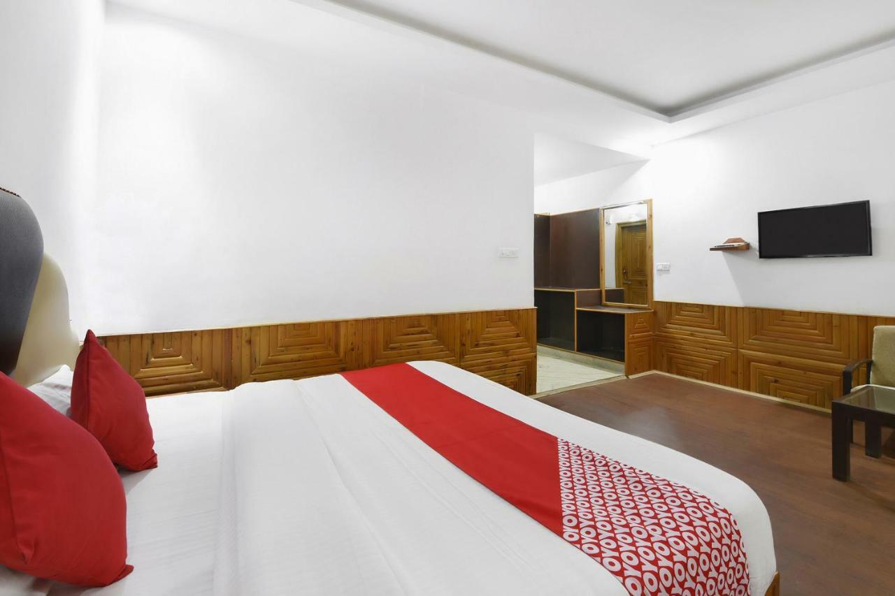 Oyo 23533 Mount View Hotel Kulu Екстериор снимка